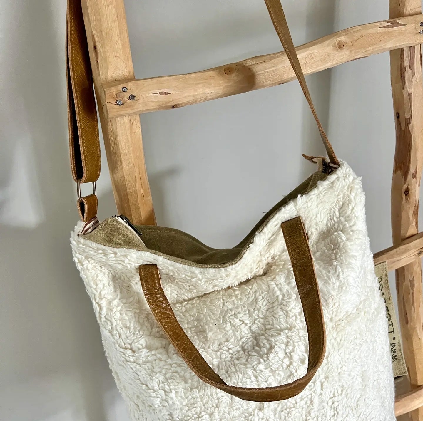 Teddy BucketBag - Leke's